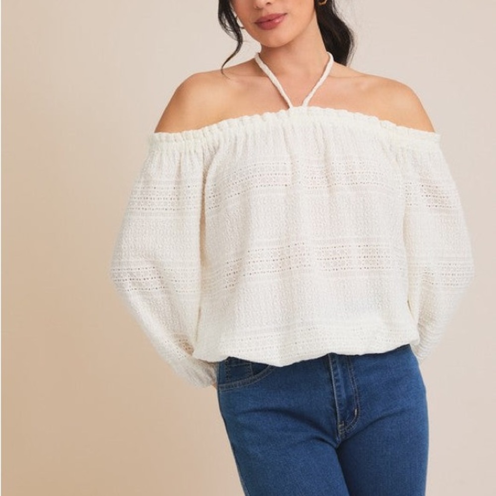 Gilli White Textured Off-Shoulder Blouse Size‎ Small